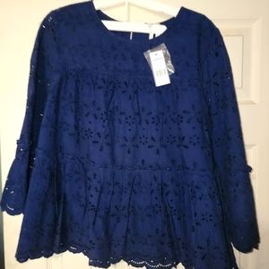 Women's Blouse large, navy blue, scallop designed sleeve by crown & ivy.